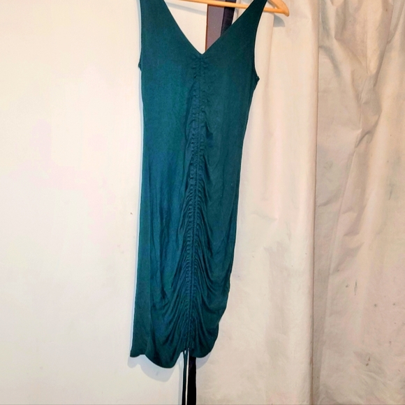 Street wear society Size small emerald green sinch dress - Picture 1 of 4